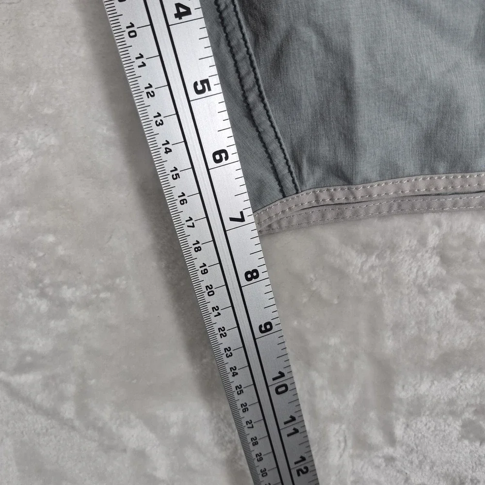 Vuori Cruise Board Shorts Men's 33 Gray Blue Swim Trunks Hybrid Beach Pool V314